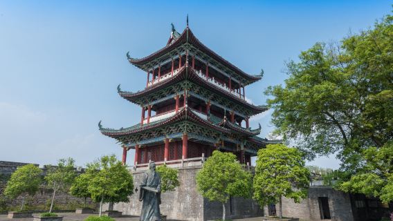 贛州古浮橋+通天岩+八鏡台+鬱孤台+蔣經國舊居【包車+入場門票】
