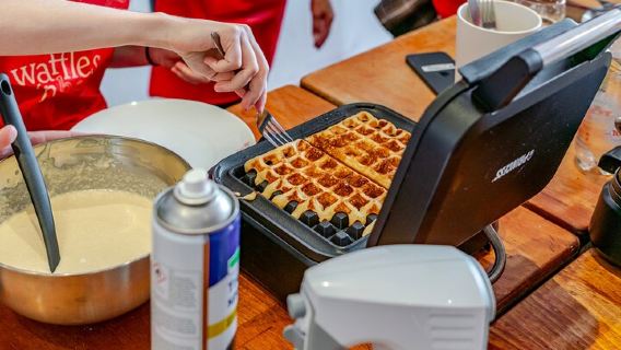 The Waffles 'n Beer Workshop in Brussels Centre