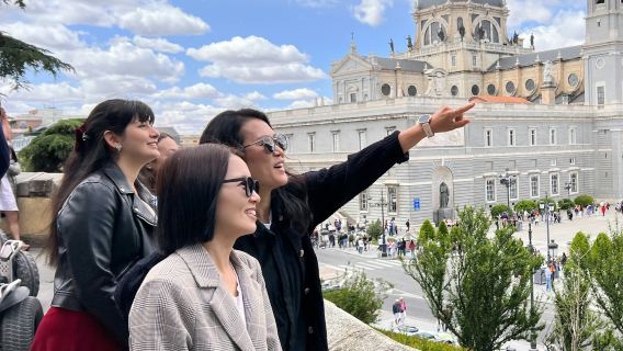 Madrid: 1.5-Hour Evening Walking Tour