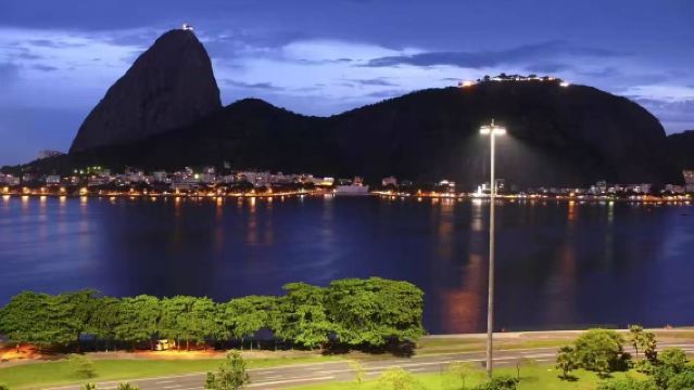 里約熱內盧包車：基督像+糖麵包山+科帕卡巴納海灘+主座教堂