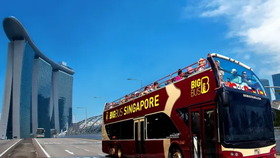 Experiencia en el bus turístico Big Bus de Singapur con subida y bajada libre