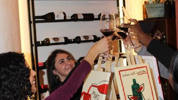 Alicante: Art Party - Paint, Sip & Fun