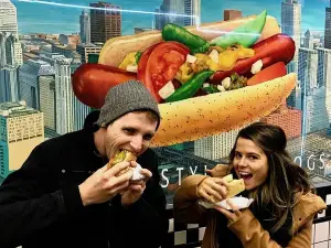 Chicago Favorites Ultimate Food & Walking Tour