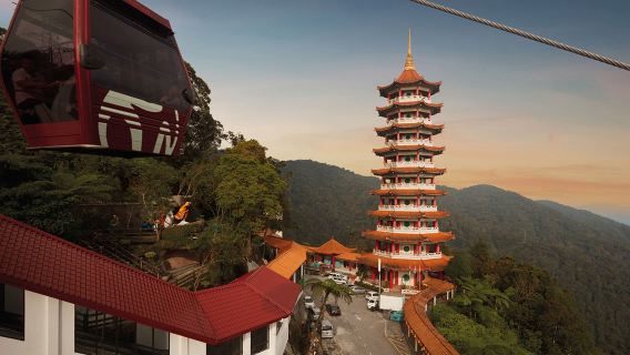 1-day tour from Kuala Lumpur: Genting Highlands 1-day tour (including standard cable car)