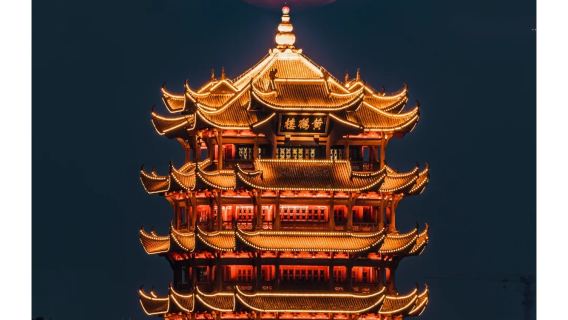 黃鶴樓+湖北省博物館+長江大橋/武漢大學/東湖生態旅遊風景區 一對一導遊