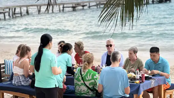 ดำน้ำดูปะการัง 2 เกาะ – ปิ้งย่างอาหารเย็นชมพระอาทิตย์ตกที่เกาะ เกาะ Xuong – เกาะ May Rut Trong