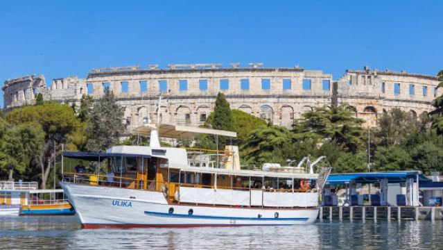 Pula: Parque Nacional Brijuni, 2 paradas para nadar, almuerzo, bebidas