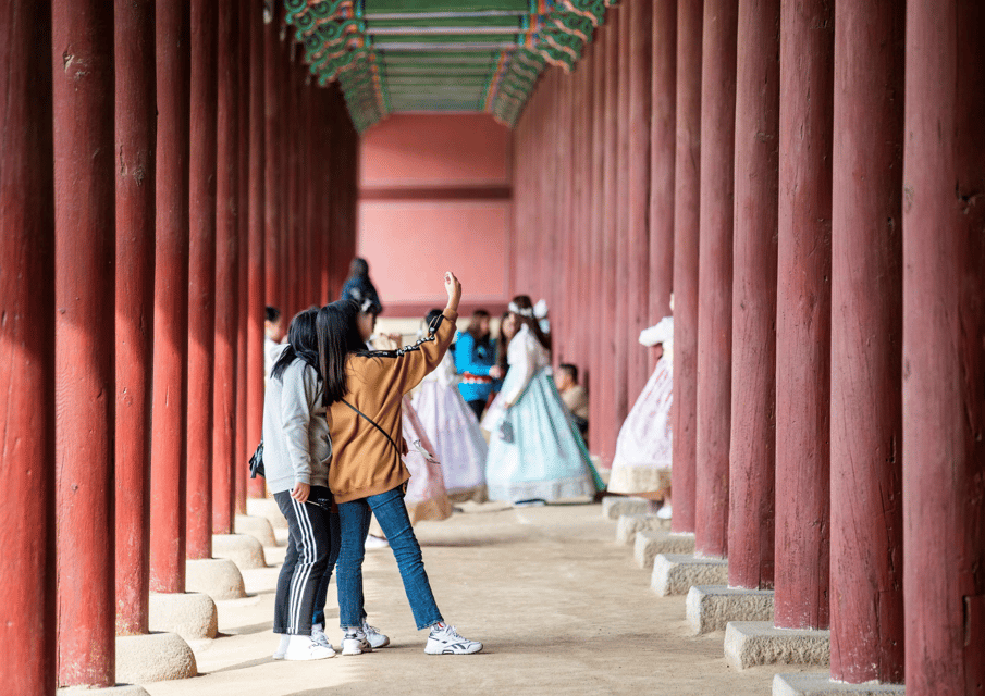 Seoul: Gyeongbokgung Palace Walking Tour
