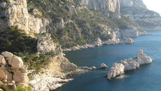 法國馬賽蔚藍海岸+歐洲及地中海文明博物館+老濟貧院一日遊