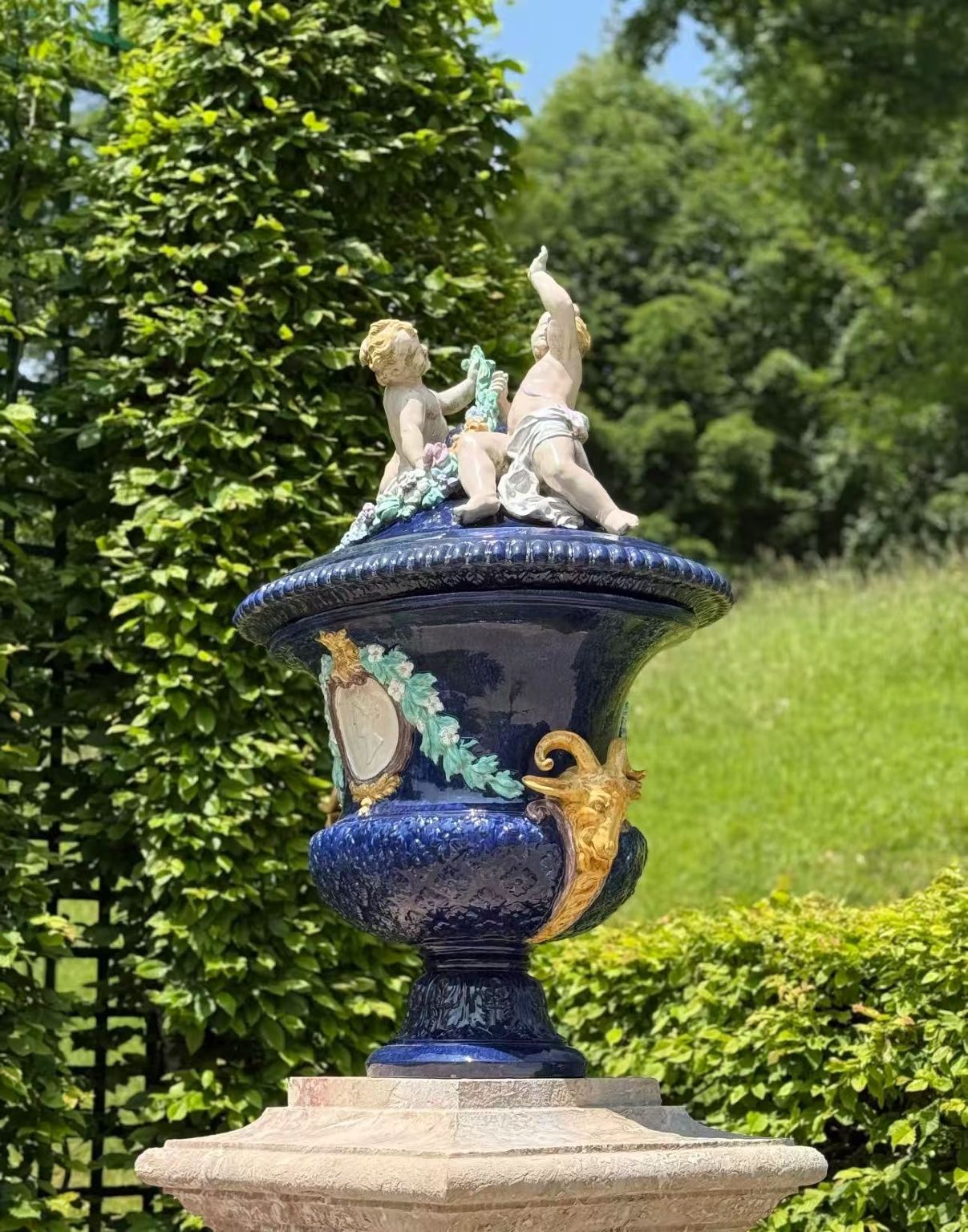 德國慕尼黑「王室城堡 + 壁畫小鎮」中文包車、可定制行程