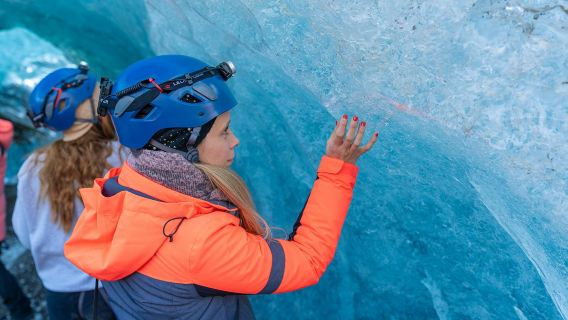 Iceland Vatnajökull Glacier Blue Ice Cave Tour (Super Jeep + Professional Glacier Guide)