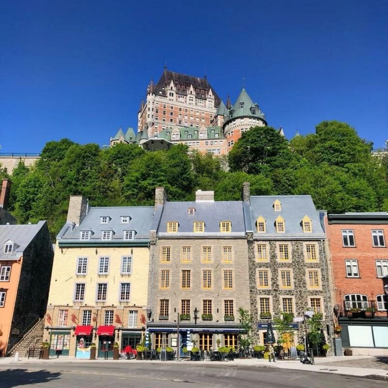 Canada + Old Quebec + Quartier Petit Champlain Day Tour / Flexible Itinerary - Customizable