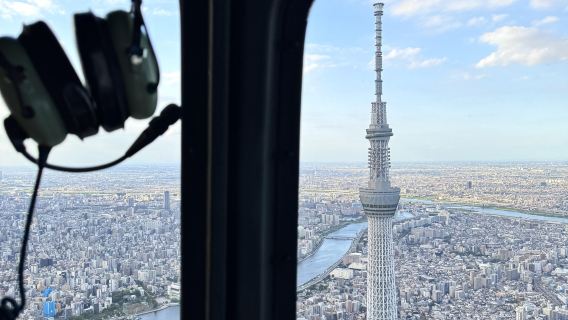 Vol en hélicoptère charter de jour au-dessus de Tokyo Skytree au Japon (survol de Tokyo Skytree, du temple d'Asakusa, etc.)