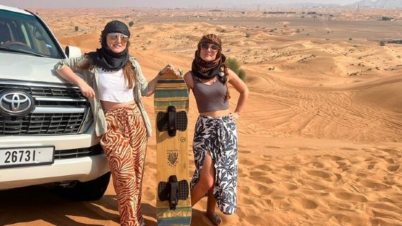 Safari nocturno por el desierto de Dubái, campamento premium, barbacoa, camellos y halcones, 5 espectáculos