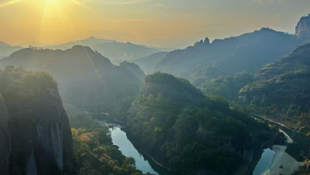 Half-day tour to Wuyishan National Park + Moon Bay + Qinglong waterfall