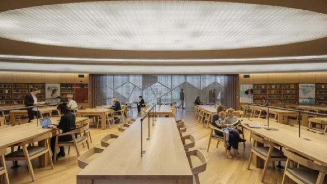 加拿大卡爾加里大學+皇家蒂勒爾博物館【中文司機/行程可調】