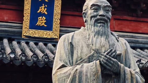 Privat dagstur från Nanjing: Yuejiang-tornet + Yangtzebron + Ming-palatset + Martyrernas mausoleum + Konfuciustemplet