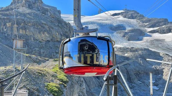 Hin- und Rückfahrt von Zürich | Tagesausflug zum Titlis in der Schweiz (Tickets inklusive)