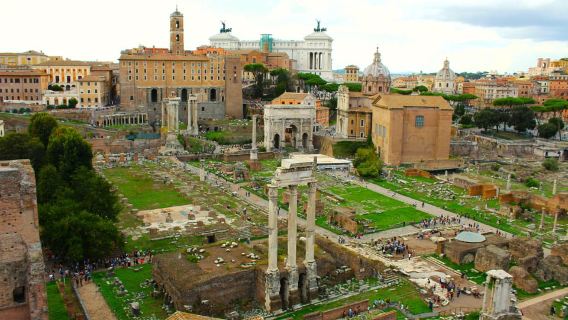 Colosseum: Guided tour of the Underground, Arena, Roman Forum and Palatine Hill