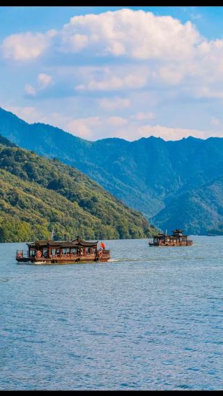 Hangzhou + Tonglu Luluji Bay + Yan Ziling Fishing Platform + Fuchun River Three Gorges private charter 1-day tour