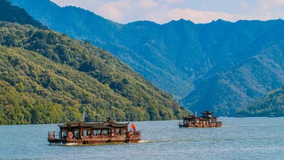 Excursión de un día a Hangzhou + bahía de Lulci en Tonglu + terraza de pesca de Yan Ziling + los Tres Cañones del río Fuchun con servicio de coche privado con conductor