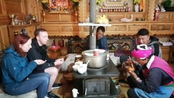 Shangri-La Private Day Tour: Sumtsaling Monastery, Napahai, Experience Tibetan Daily Life