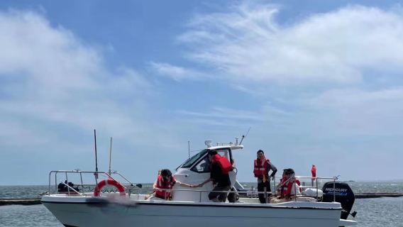 河北秦皇島快艇散拼/包船出海海釣3小時體驗【含釣竿魚餌+船長教學+包教包會+船上配備救生衣】