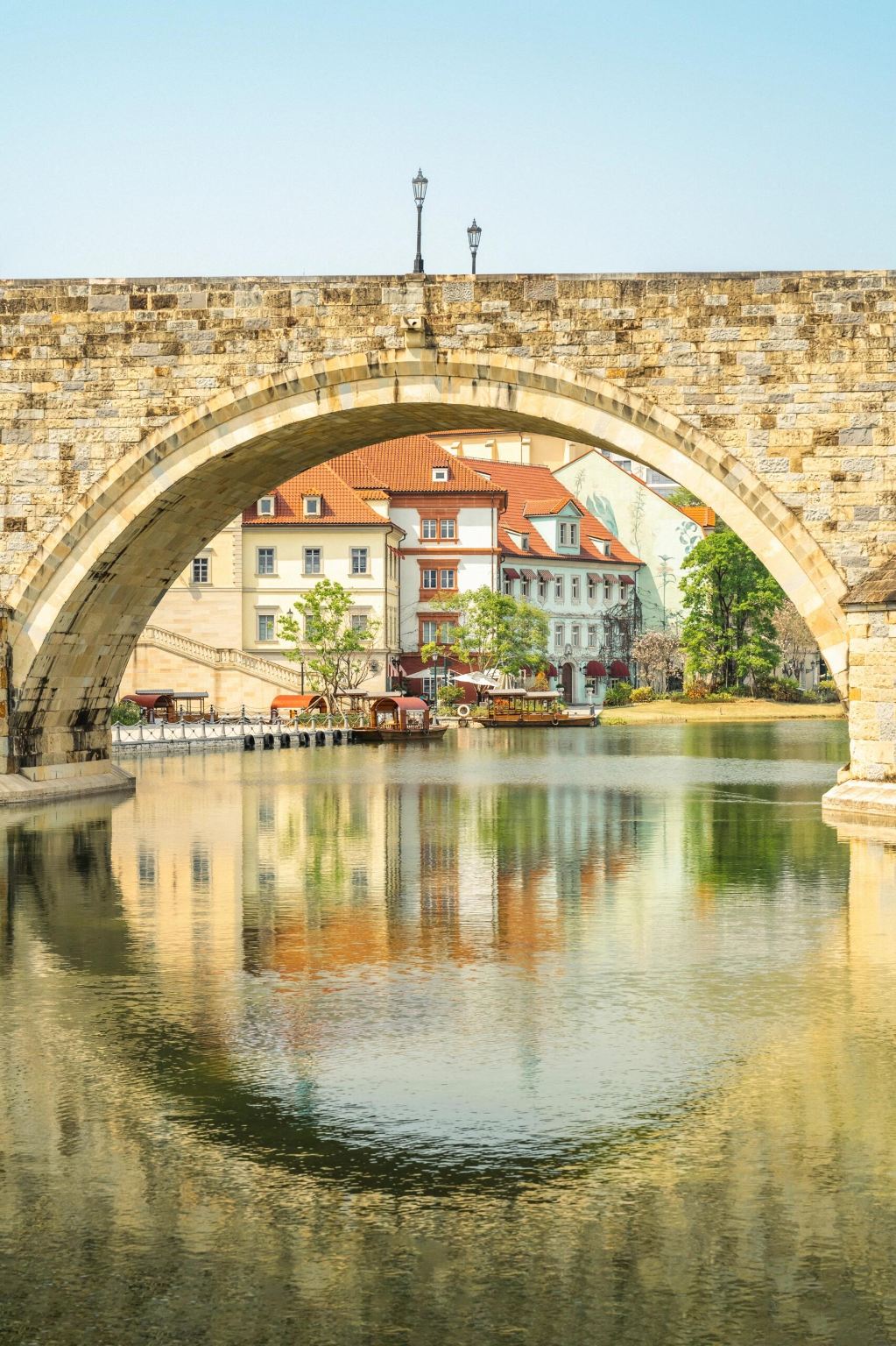 ทัวร์ 1 วัน ดองกวน อินเซียนวิลล่า + หมู่บ้านโบราณแห่งราชวงศ์หมิงและราชวงศ์ชิง + หมู่บ้านโบราณซิซิ + ทะเลสาบซงซาน พร้อมบริการภาษาอังกฤษ