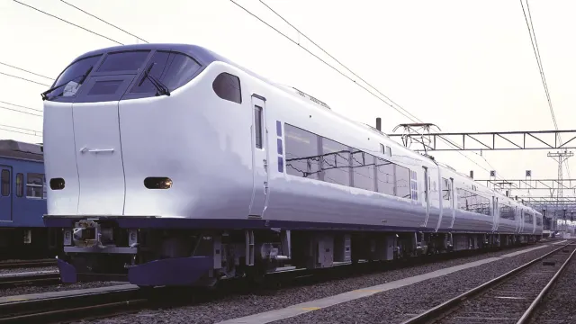 รถไฟด่วนพิเศษ JR Haruka