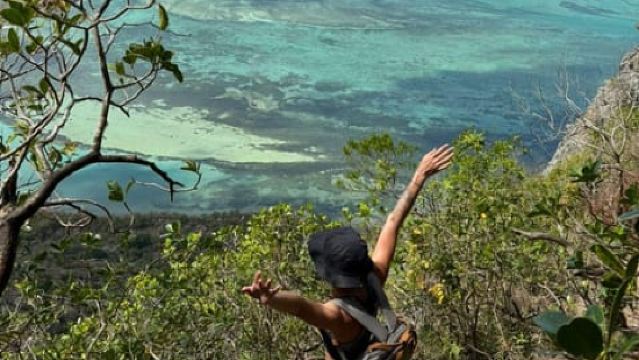 Mauritius: Le Morne Brabant Hike with Historical Immersion