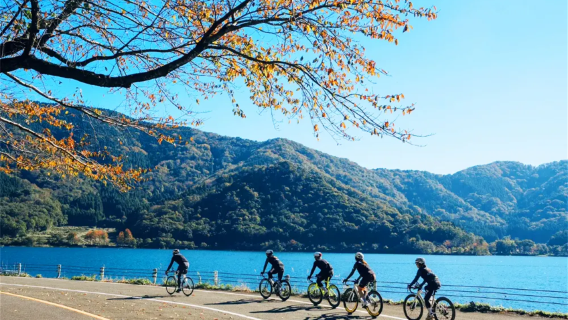 Mount Fuji + Lake Kawaguchi + Lake Yamanaka Internet celebrity Riding 9-person boutique small group can upgrade hotel pick-up