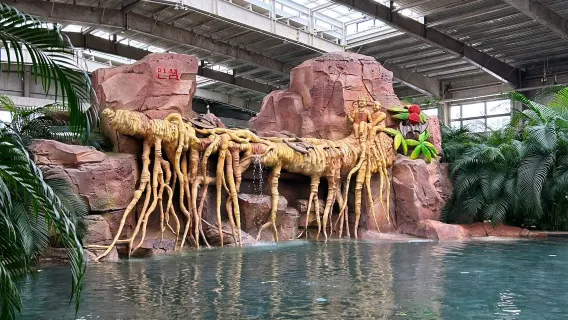 Excursión de un día al lugar pintoresco de la Montaña Piyan + Antiguo Pueblo Termal de la Montaña Piyan [Experiencia pura + transporte privado + guía experto]