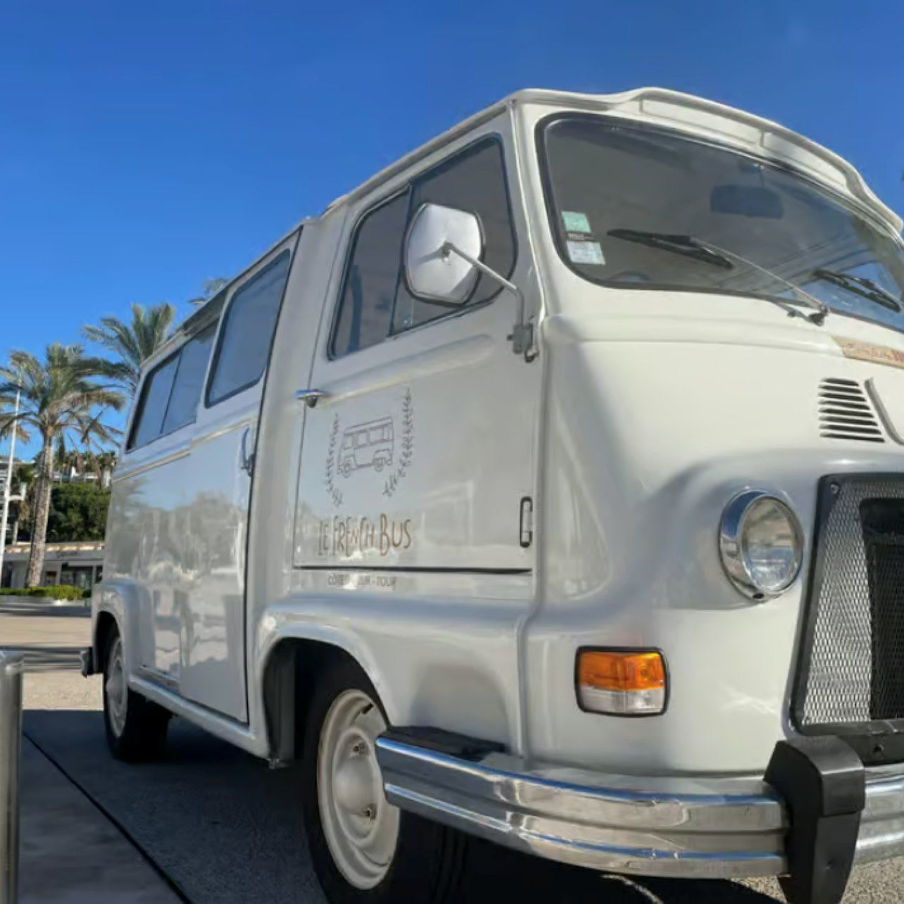 Cannes: Guided Vintage Van Tour