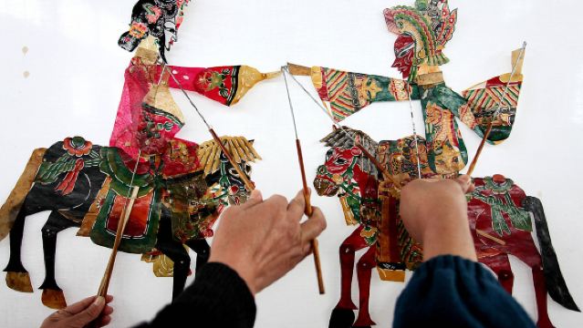 Xi'an Yisushe Opera Troupe: Qinqiang Opera + Shadow Puppetry + Puppet Show + Opera Acrobatics - An unmissable intangible cultural heritage experience!
