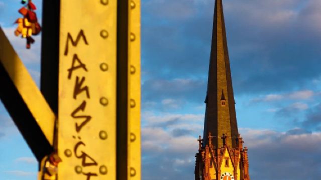 Frankfurt, Germany - Old Opera House - Goethestraße - Frankfurt Cathedral - private charter - top pick