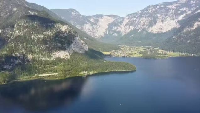 Excursión de un día a Hallstatt y Salzburgo con crucero por el lago Traunsee e ida y vuelta desde Viena|Tour en inglés