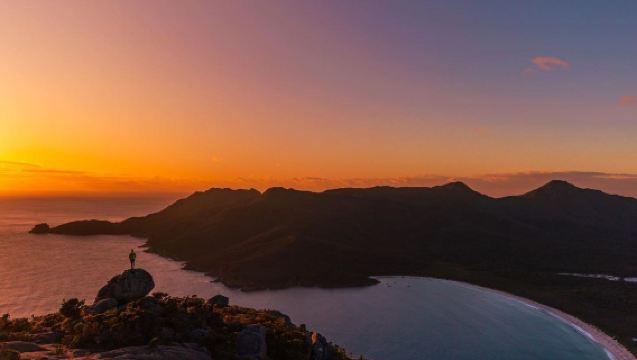 塔州一手地接|澳洲塔斯馬尼亞酒杯灣蜜月灣一日遊|上門接天天發