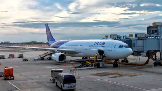 泰國機場接駁 素萬那普機場／廊曼機場到曼谷芭堤雅華欣班配沙美島象島用車專車曼谷接機送機