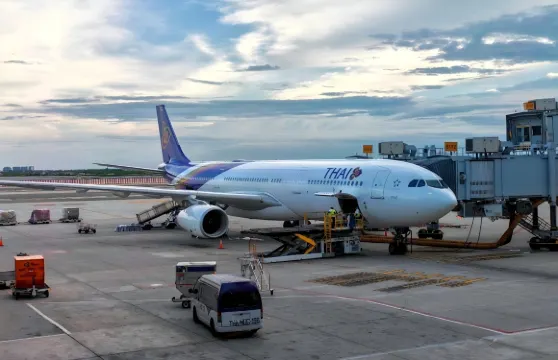 泰國用車 廊曼機場素萬那普機場到曼谷芭堤雅華欣班配碼頭象島用車專車/方向任選