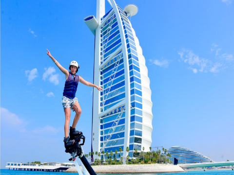 Pengalaman Fly Board di Dubai