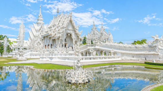 เชียงราย ทัวร์ 1 วัน วัดขาว+วัดดำ+วัดน้ำเงิน + สามเหลี่ยมทองคำ (การล่องเรือ / หมู่บ้านหญิงคอยาว)