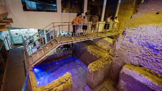 Trevi Fountain Underground Aqueduct and Spanish Steps Tour