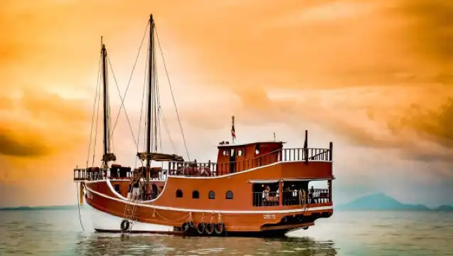 Krabi Red sailing boat Sunset Tour in Thailand Small Group/Seafood BBQ/Door-to-Door Pickup