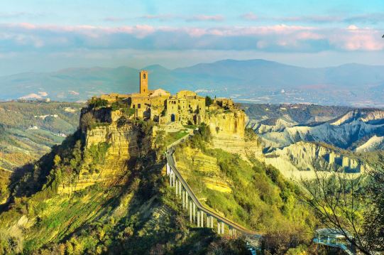 Itali: Lawatan Sehari dari Rom | Bandar di Langit | Bandar Lama Civita di Bagnoregio | Boleh Disesua