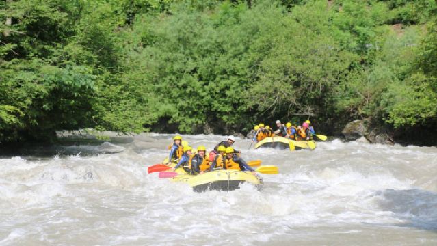 Simme rafting from Interlaken or Därstetten