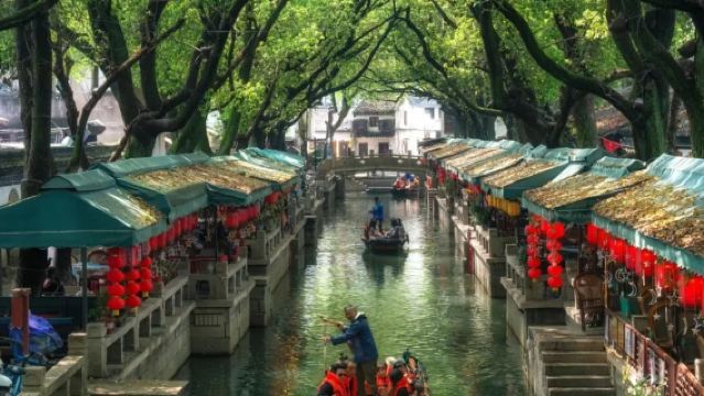 Сопровождающий гид по древнему городу Тунли в Сучжоу|Голоса Водного Города: Опыт Тунли (входной билет оплачивается отдельно, возможна помощь с бронированием)