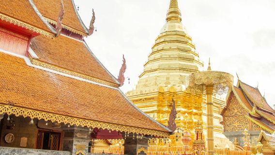 Doi Suthep and Wat Pha Lat Sunrise Tour – Half Day