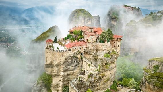 Meteora: Private Full-Day Guided Tour from Athens