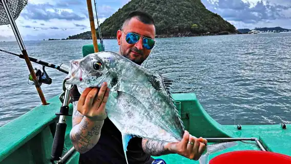 ตกปลาทะเลน้ำลึก