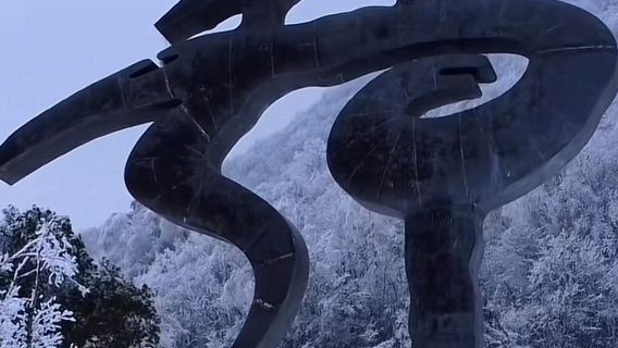 神農架一日拼車團純玩小團【天燕，神農壇週邊可自選】